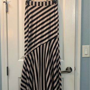Stripped Maxi Skirt
